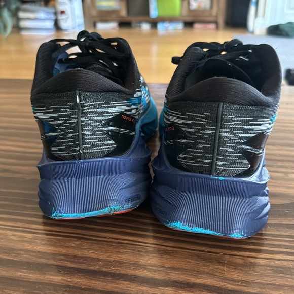 ASICS Novablast 3 Running Shoes - Picture 7 of 12
